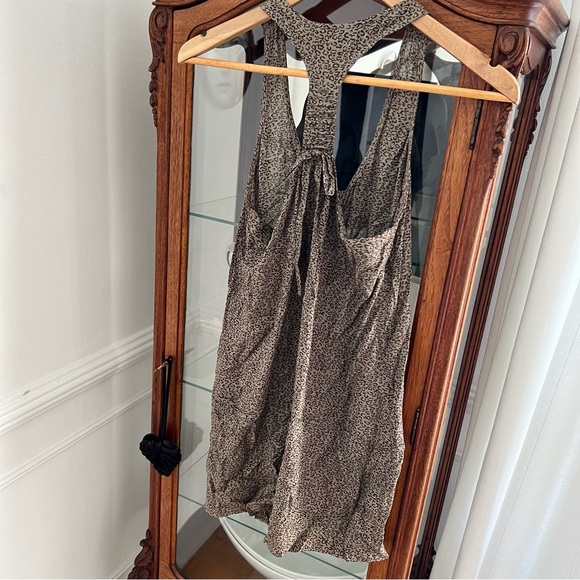 Guess Size S Romper Shorts with Racer Back - Picture 4 of 4